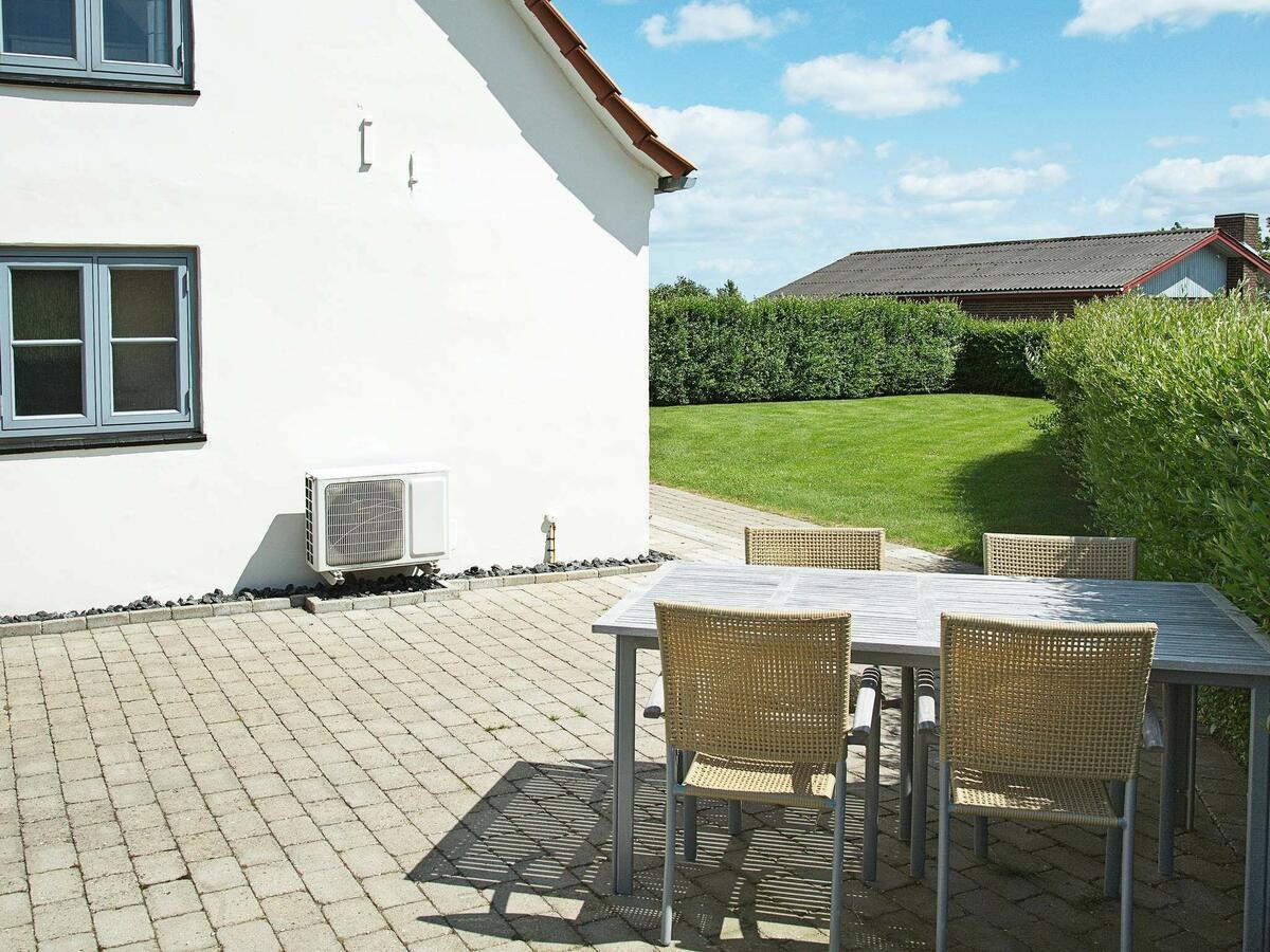 6 Person Holiday Home In Hejls Chambre photo