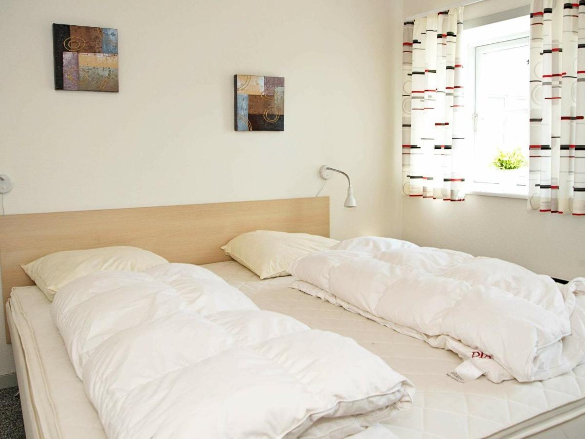 6 Person Holiday Home In Hejls Extérieur photo