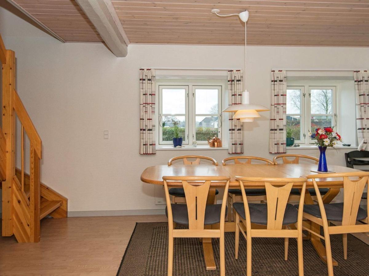 6 Person Holiday Home In Hejls Extérieur photo
